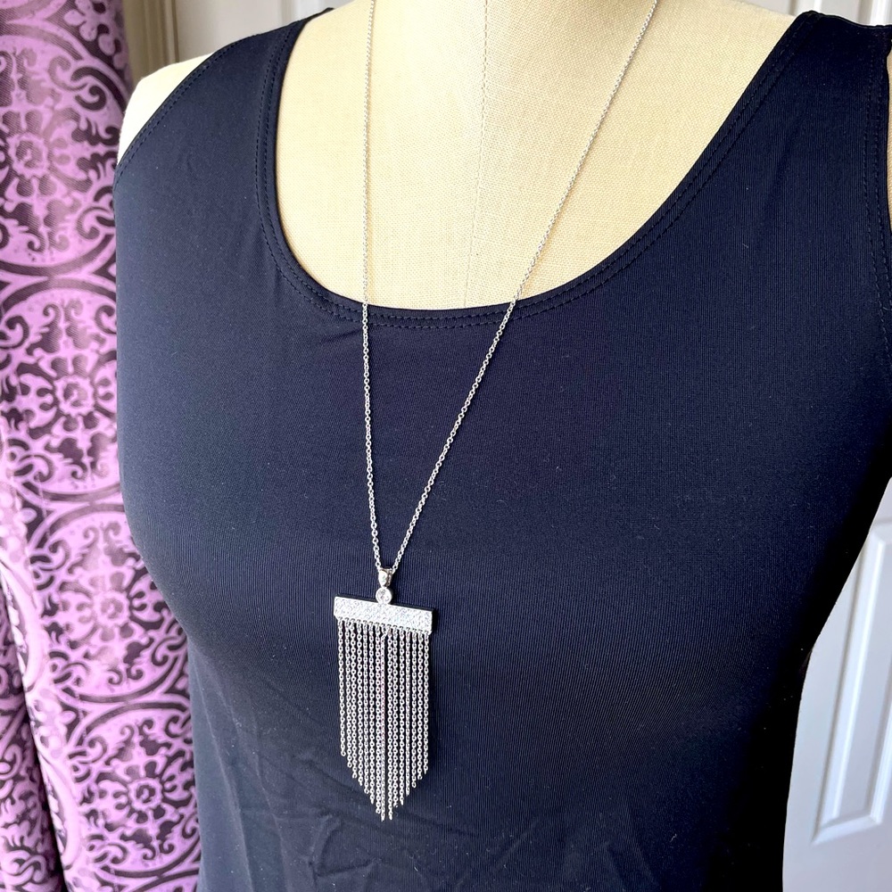 Touchstone on the fringe pendant necklace